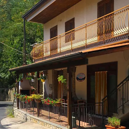 Cantina Del Casale Alojamento de Acomodação e Pequeno-almoço 3*